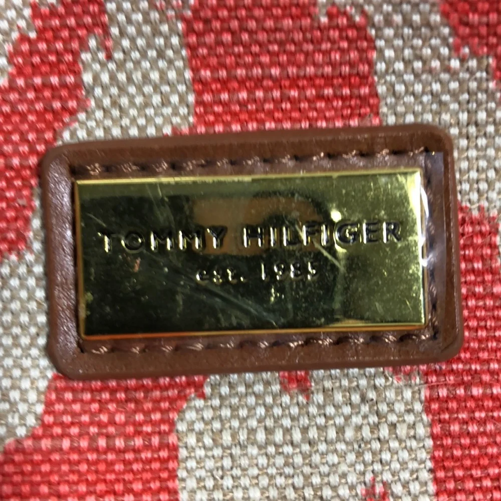 - Tommy Hilfiger Orange‎ Handbag